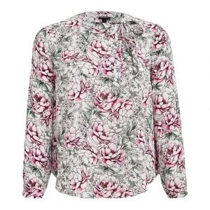 NWT Torrid White Floral Georgette Tie Neck Blouse Top 4X 26 Flowy Boho